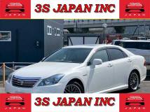 2010 Toyota Crown Hybrid