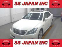 2012 Toyota Crown Hybrid