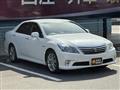 2011 Toyota Crown Hybrid