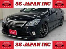 2011 Toyota Crown Hybrid