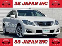 2009 Toyota Crown Hybrid