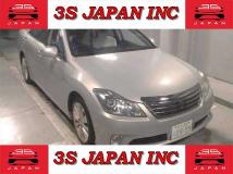 2012 Toyota Crown Hybrid