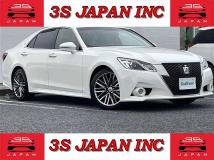2013 Toyota Crown Athlete Series