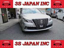 2013 Toyota Crown