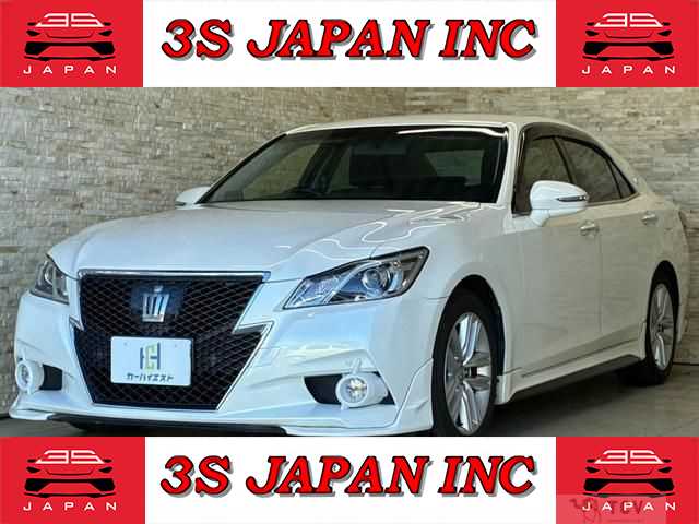 2013 Toyota Crown