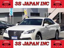 2013 Toyota Crown
