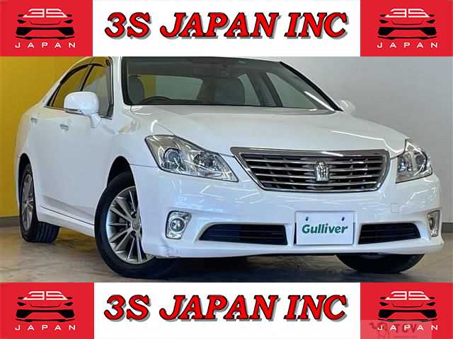 2011 Toyota Crown Royal Series