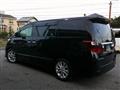 2010 Toyota Alphard