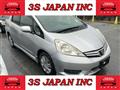 2011 Honda Fit shuttle
