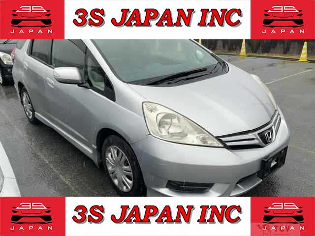 2011 Honda Fit shuttle