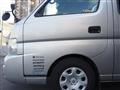 2004 Nissan Caravan