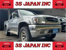 2002 Toyota Hilux