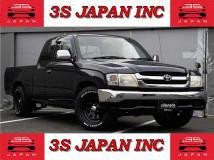 2003 Toyota Hilux Sports Pickup