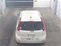 2005 Nissan Note