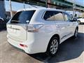 2013 Mitsubishi OUTLANDER PHEV