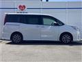 2014 Toyota Noah