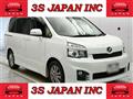 2013 Toyota Voxy