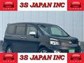 2011 Toyota Voxy
