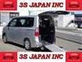 2007 Toyota Noah