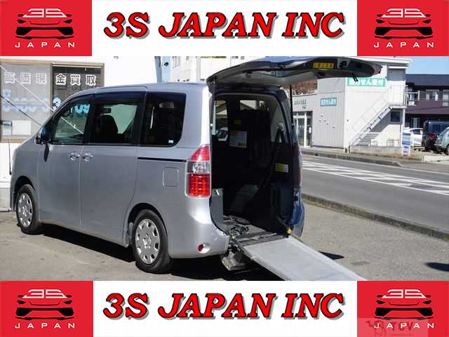 2007 Toyota Noah