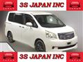 2012 Toyota Noah