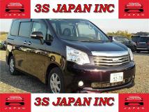 2013 Toyota Noah