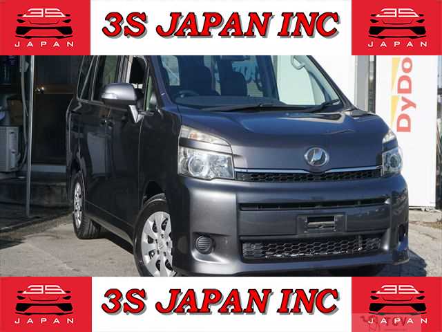 2012 Toyota Voxy