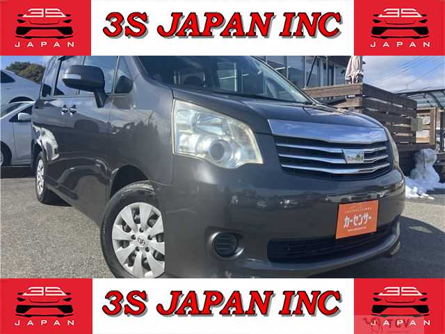 2011 Toyota Noah