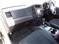 2006 Mitsubishi Pajero