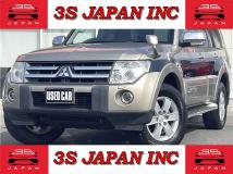 2006 Mitsubishi Pajero