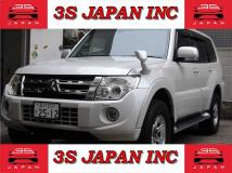 2014 Mitsubishi Pajero