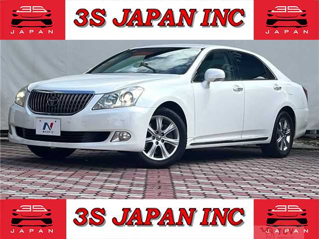 2011 Toyota Crown Majesta