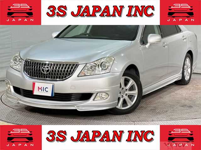 2011 Toyota Crown Majesta