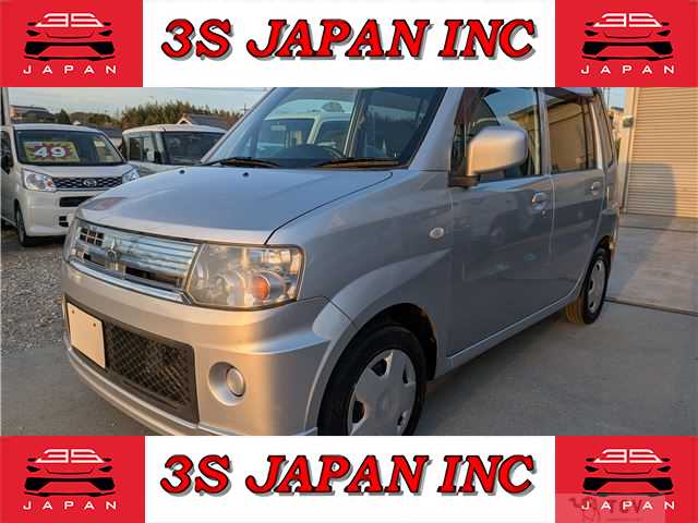 2009 Mitsubishi Toppo