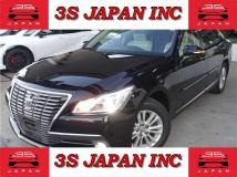 2013 Toyota Crown