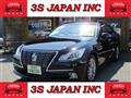 2013 Toyota Crown Royal Series