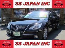 2013 Toyota Crown Royal Series