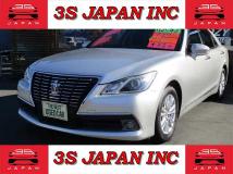 2013 Toyota Crown Royal Series