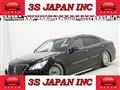 2013 Toyota Crown Royal Series