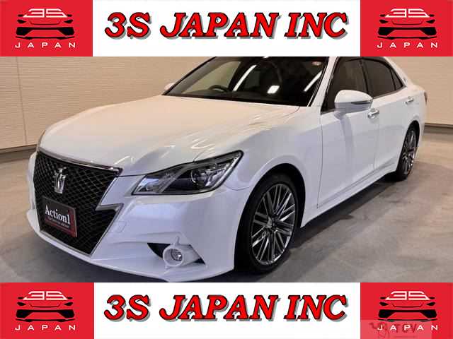 2014 Toyota Crown