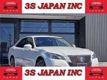 2013 Toyota Crown