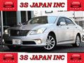 2011 Toyota Crown Royal Series
