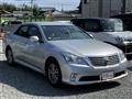 2012 Toyota Crown Royal Series