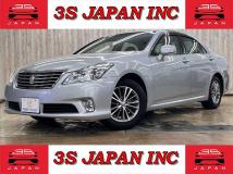 2011 Toyota Crown Royal Series