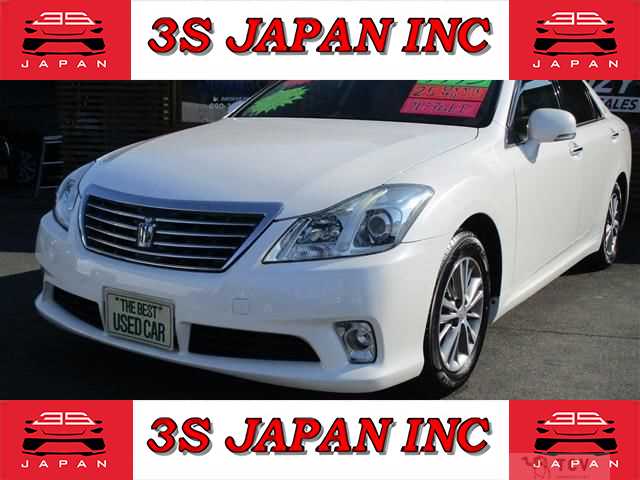 2012 Toyota Crown Royal Series