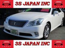 2012 Toyota Crown Royal Series