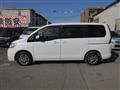 2009 Nissan Serena