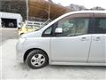2007 Nissan Serena