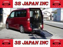 2008 Nissan Serena