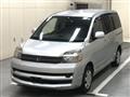 2007 Toyota Voxy